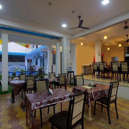 Queen Of Queen'S Hotel Calangute Exterior photo