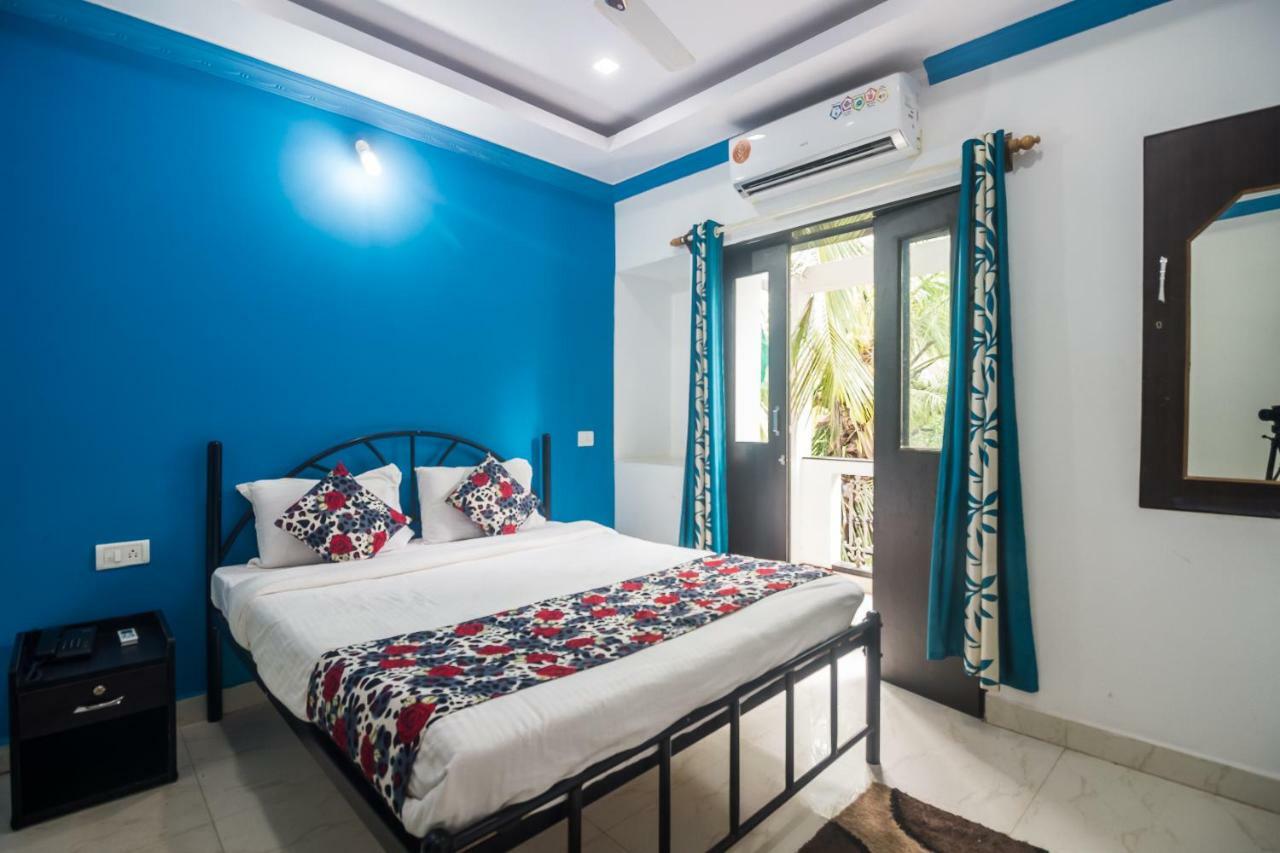 Queen Of Queen'S Hotel Calangute Exterior photo